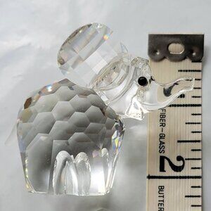 Vintage Swarovski Crystal Small Elephant 7640 NR 040 000 Frosted Tail Figurine